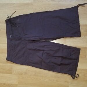 Adidas brown capri length pants medium EUC